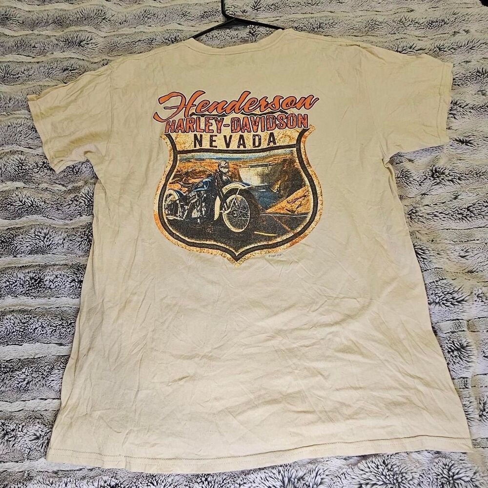 Harley-davidson Men's Cream and Tan T-shirt